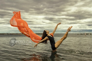 Tarzan Dan Freeman’s Out-of-the-Box Photography [Slide Show]